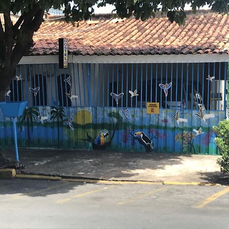 Hotel Pousada Cantinho De Roy Cuiabá Exterior photo